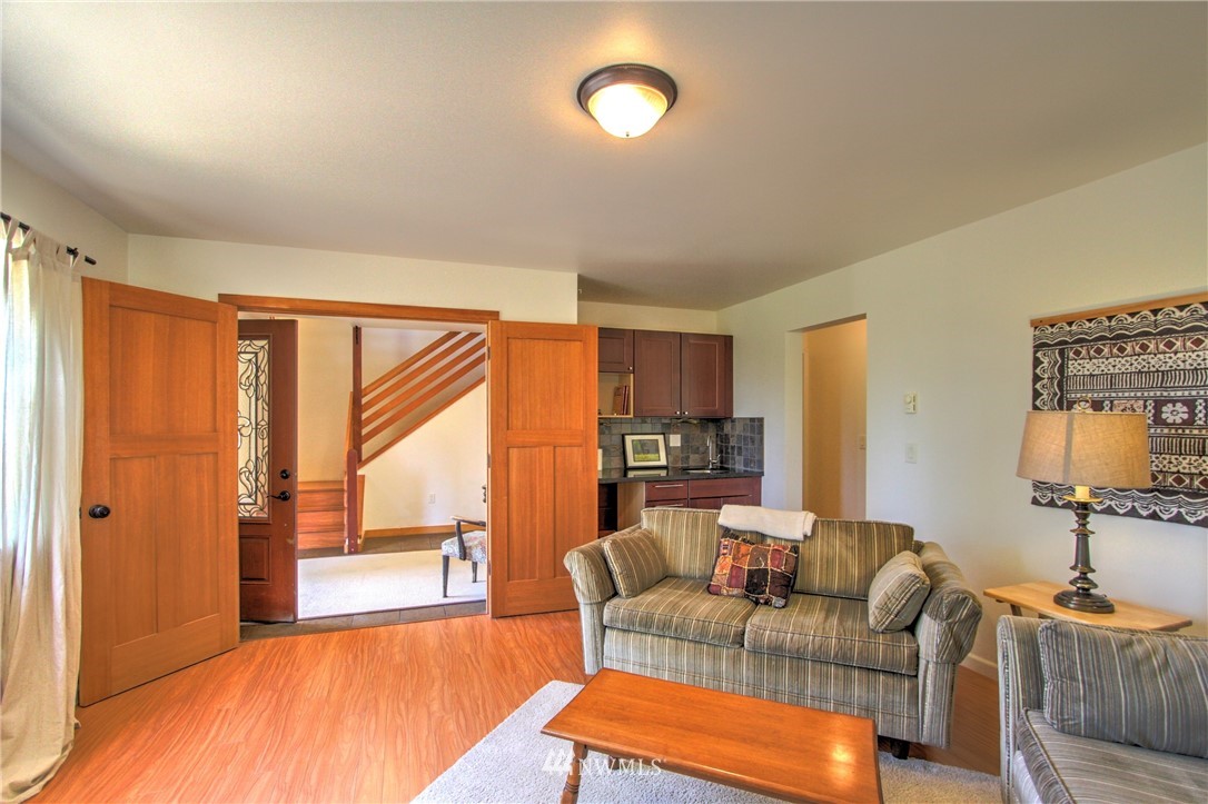 1373 Gulf Road Point Roberts, WA 98281 - Photo 17 of 25 Gallery Image 17