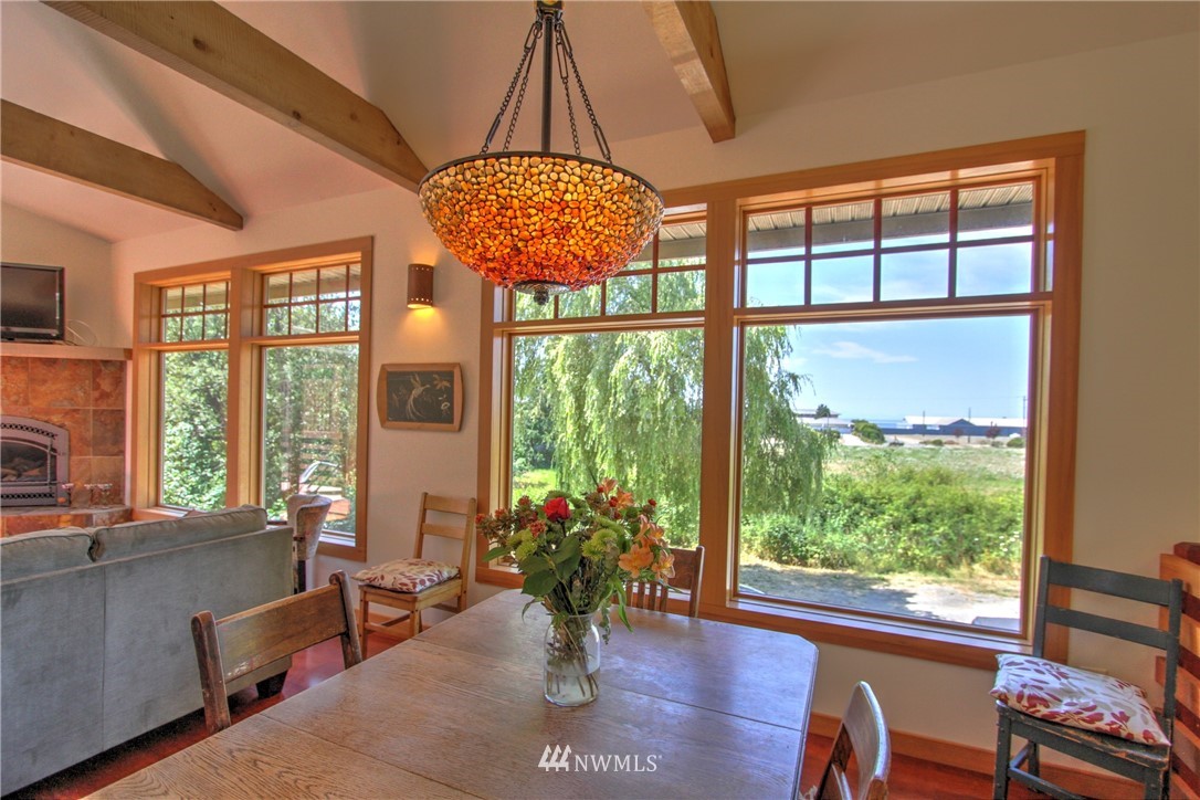 1373 Gulf Road Point Roberts, WA 98281 - Photo 5 of 25 Gallery Image 5