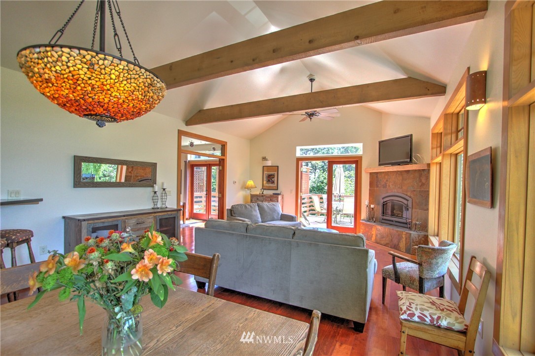1373 Gulf Road Point Roberts, WA 98281 - Photo 6 of 25 Gallery Image 6