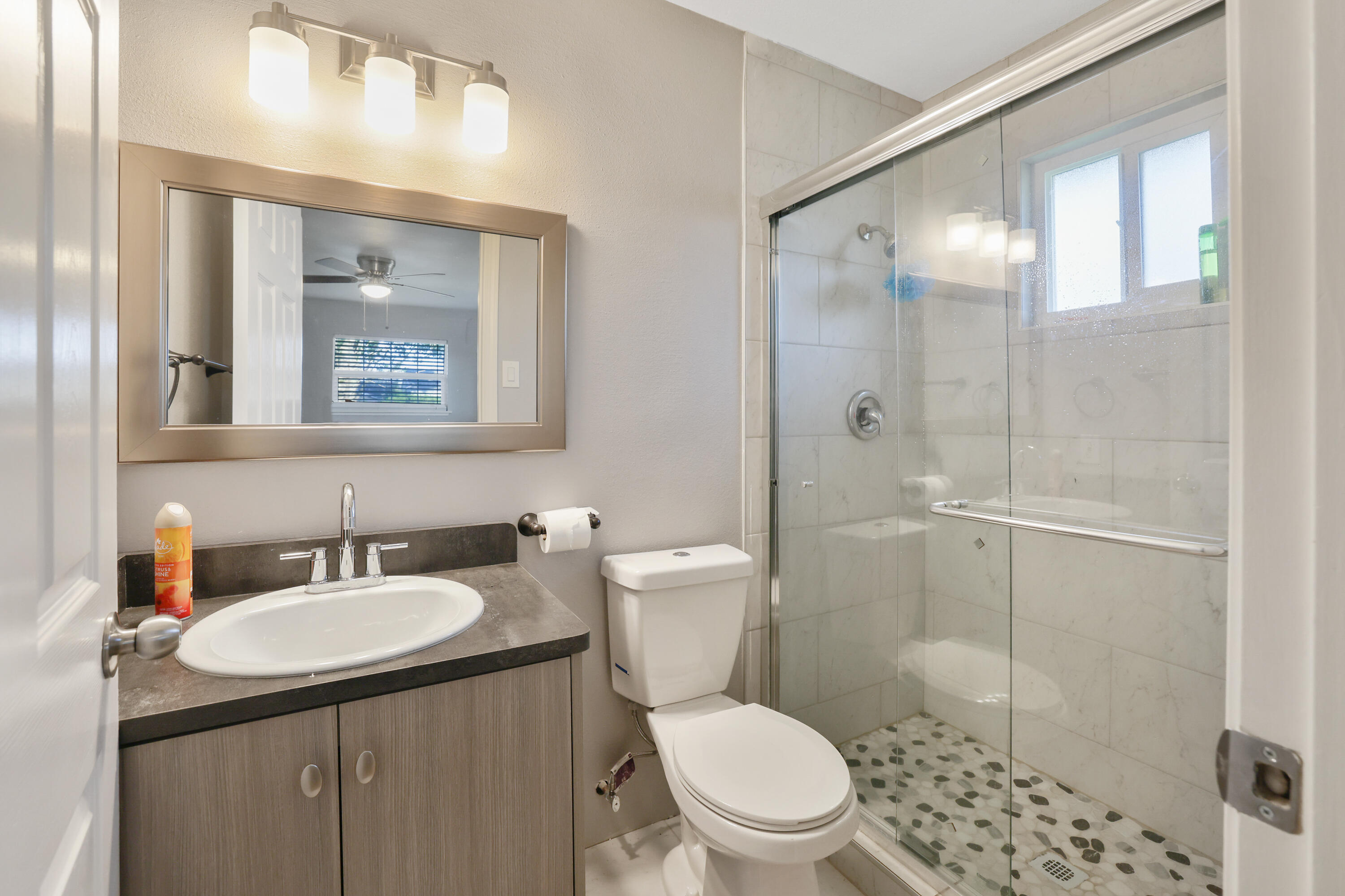 956 West 24th Street Merced, CA 95340 - Photo 20 of 25 D50A3164