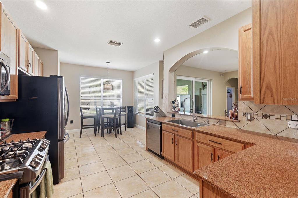 8131 Lucidul Court Trinity, FL 34655 - Photo 13 of 73