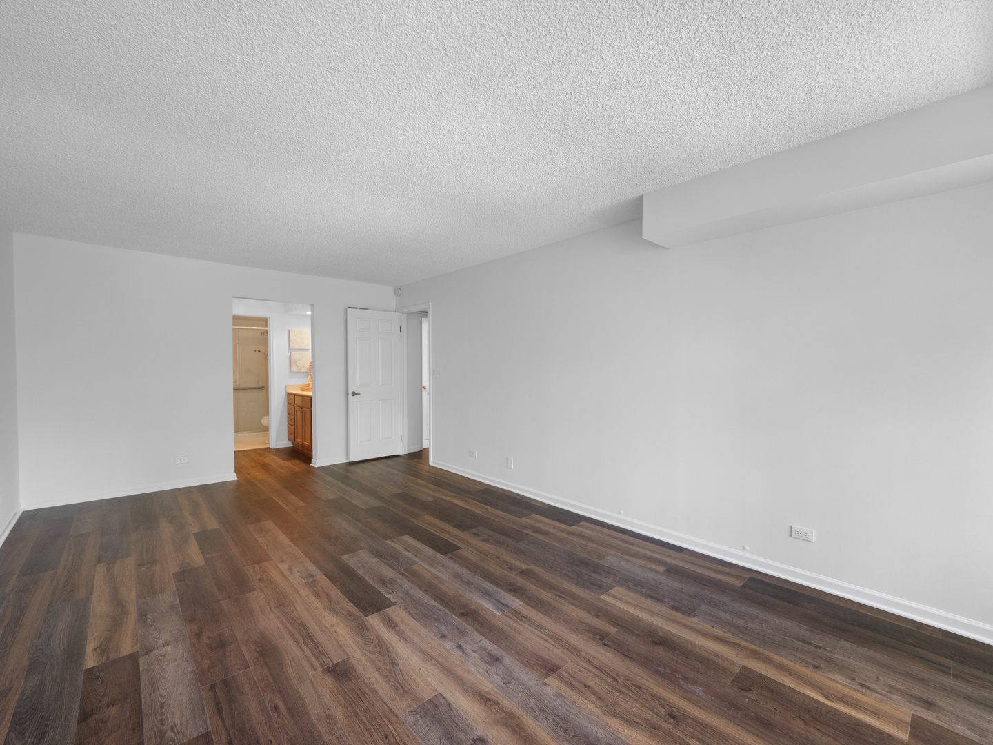 706 Waukegan Road, Unit C203 Glenview, IL 60025 - Photo 8 of 19