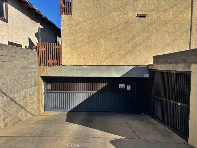 $675,000 | 4177 Manhattan Beach Boulevard, Lawndale, CA 90260