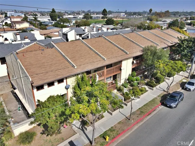 $675,000 | 4177 Manhattan Beach Boulevard, Lawndale, CA 90260