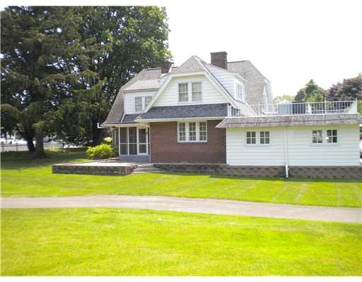 110 Manor Road Delmont, PA 15626 - Photo 14 of 15 Exterior Back.