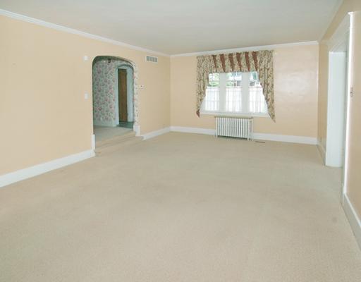 110 Manor Road Delmont, PA 15626 - Photo 8 of 15 Living Room.