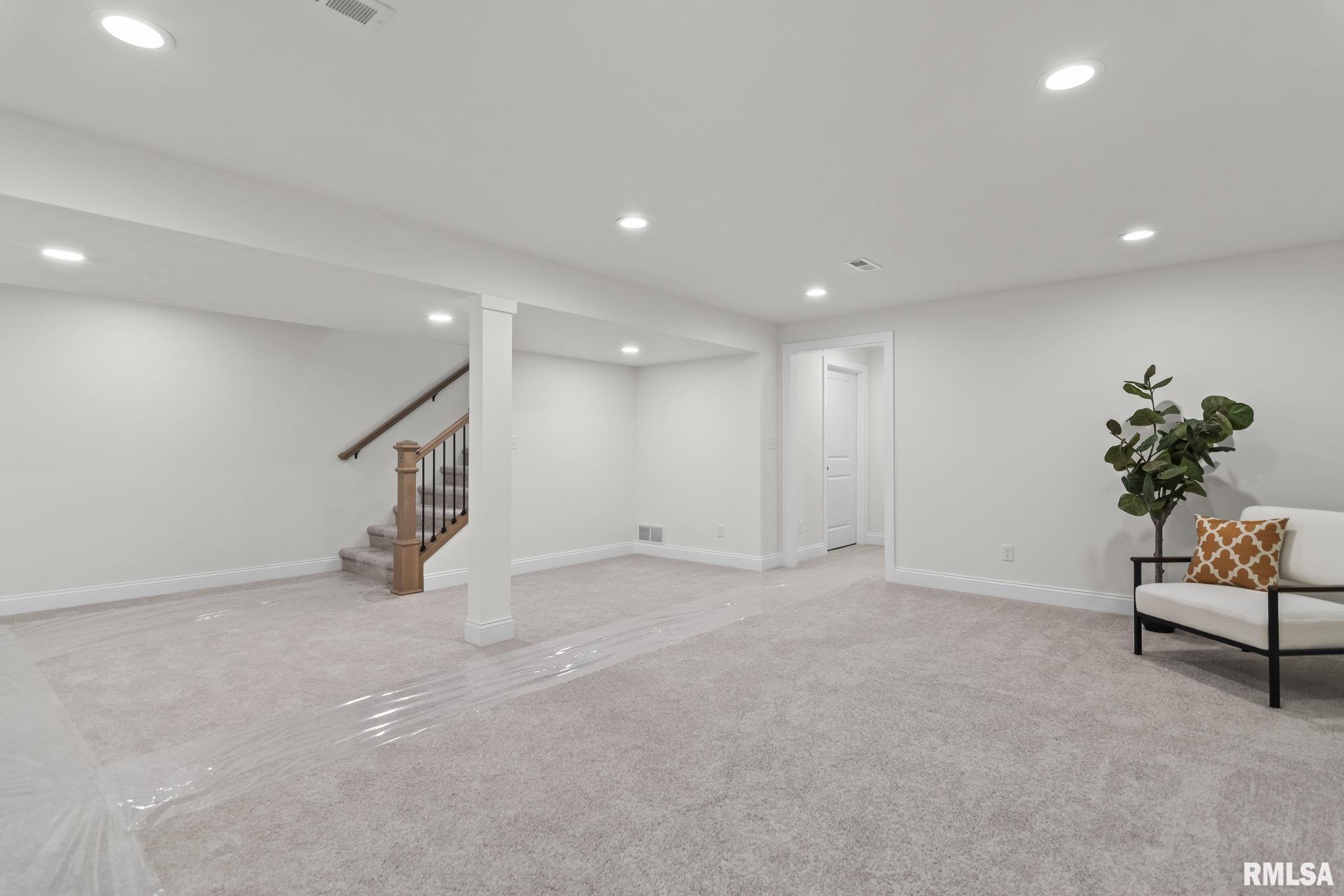 3200 Greenbriar Drive Springfield, IL 62711 - Photo 29 of 39