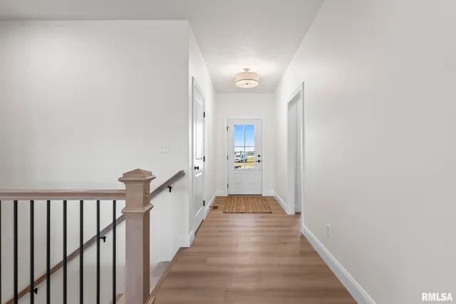 $439,900 | 3200 Greenbriar Drive, Springfield, IL 62711