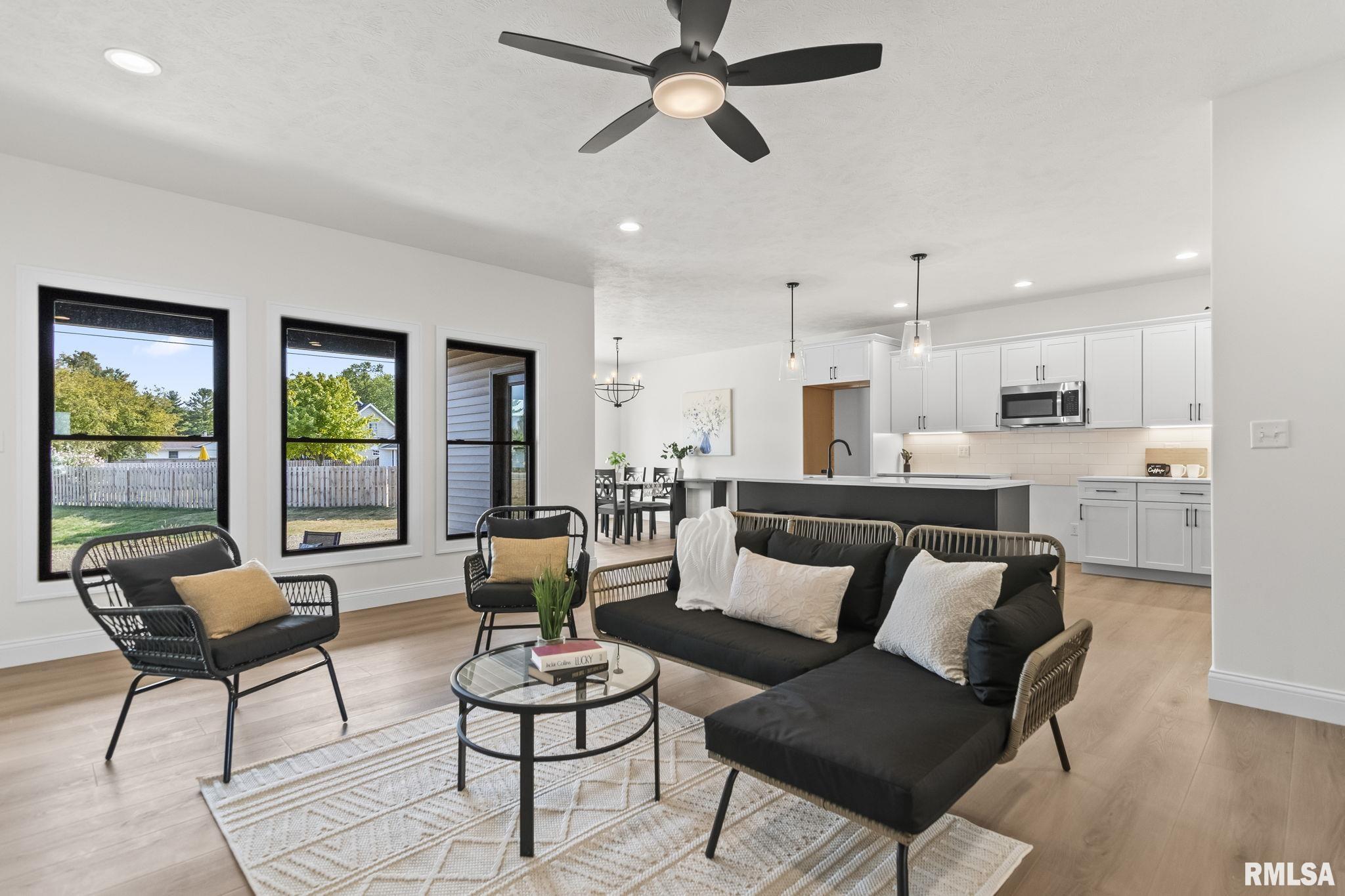 3200 Greenbriar Drive Springfield, IL 62711 - Photo 6 of 39