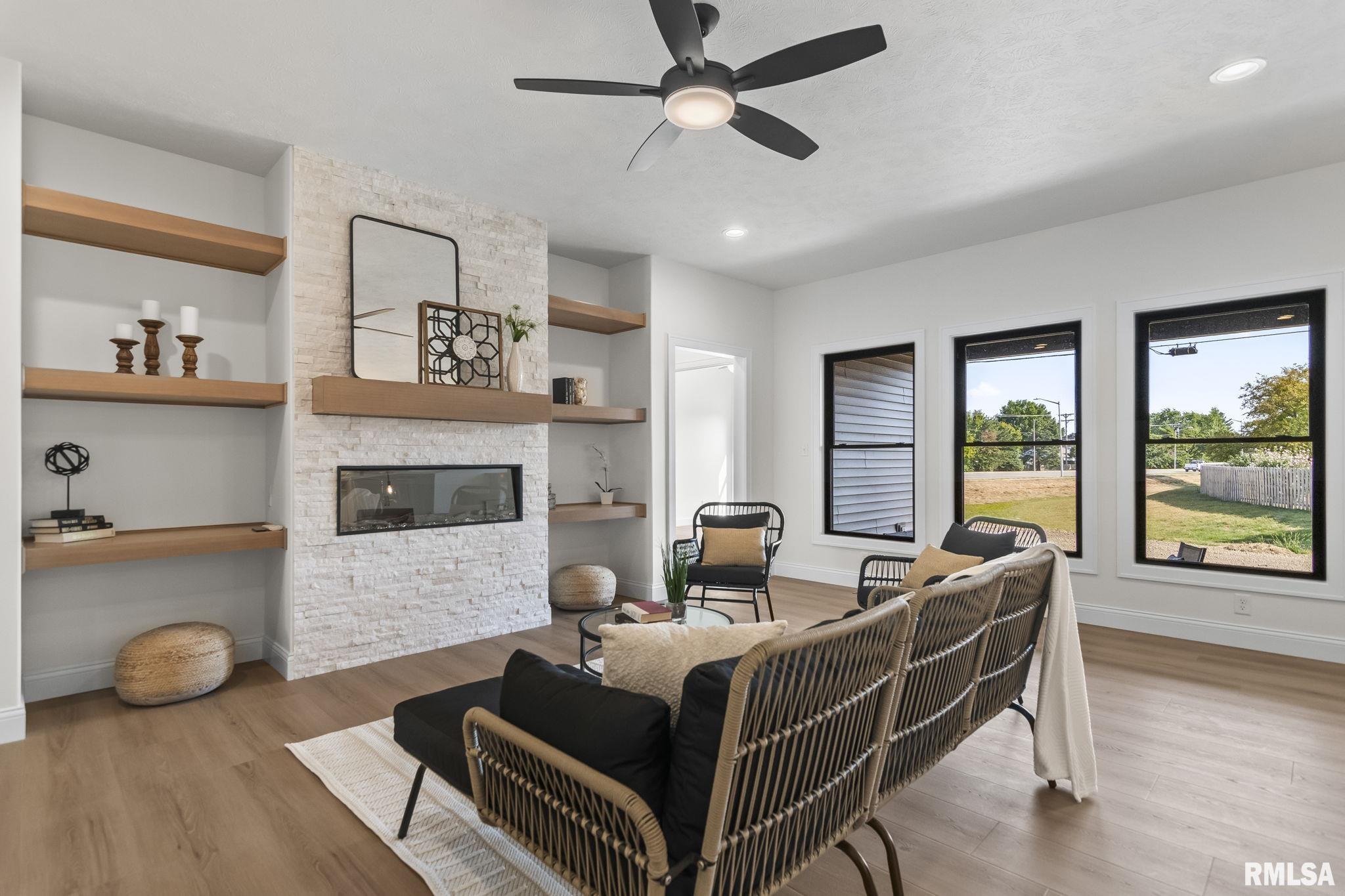 3200 Greenbriar Drive Springfield, IL 62711 - Photo 7 of 39