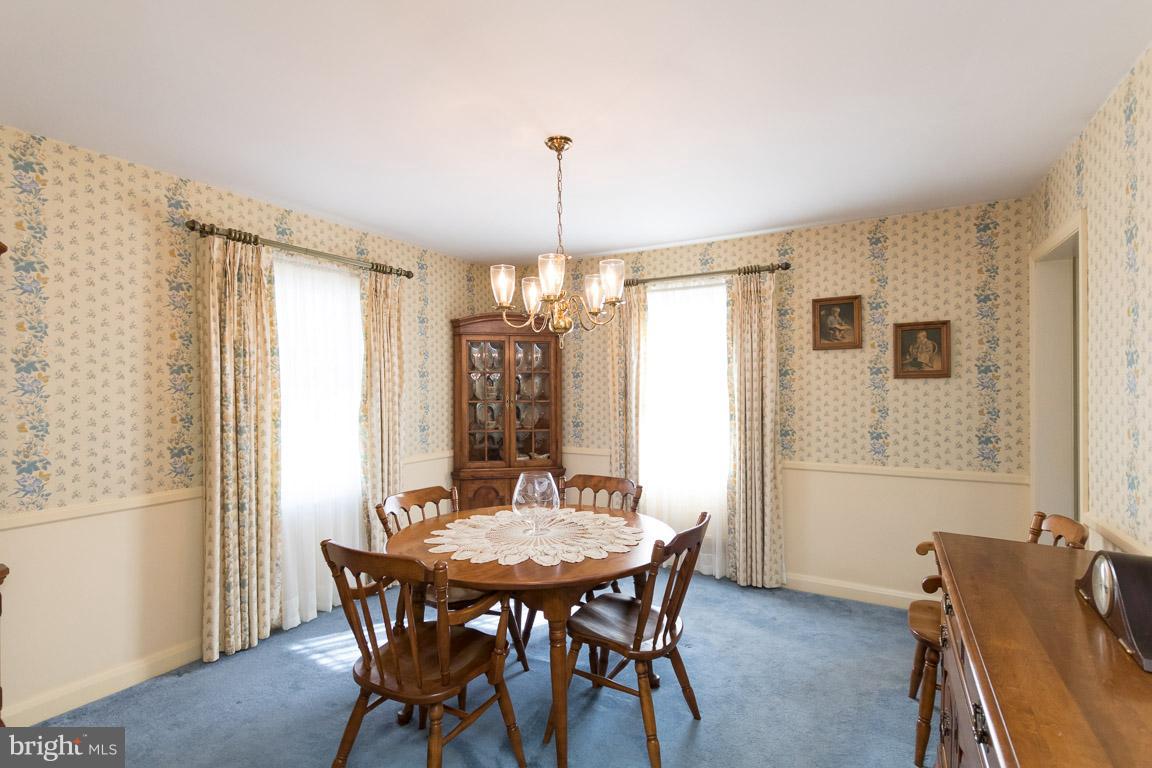 8114 Hillendale Road Baltimore, MD 21234 - Photo 9 of 25 Dining Room