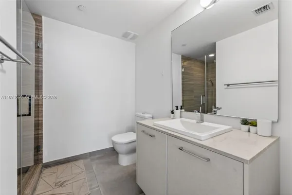 $7,500 | 1010 Brickell Avenue, Unit 4203, Miami, FL 33131