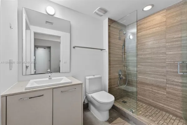 $7,500 | 1010 Brickell Avenue, Unit 4203, Miami, FL 33131