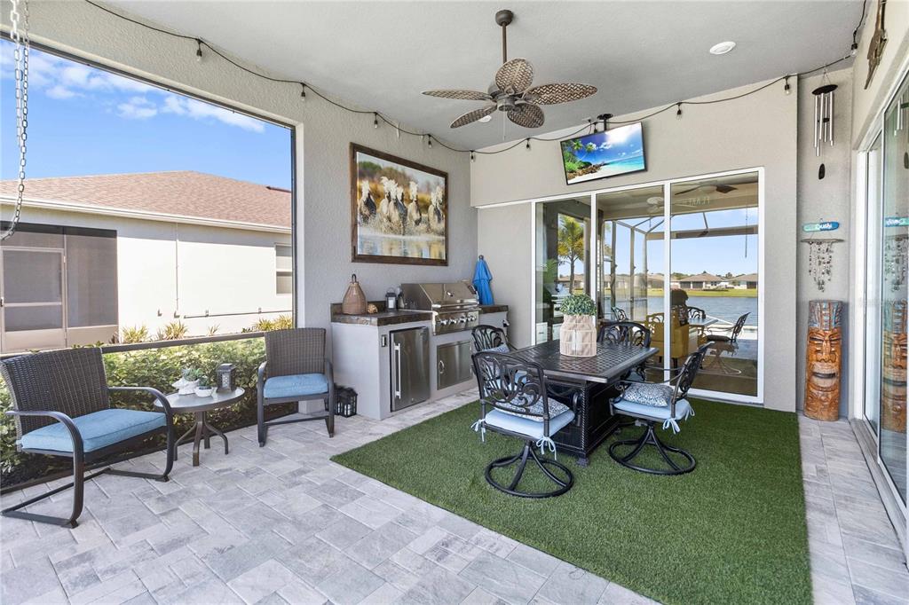 2744 Nature Vw Road St. Cloud, FL 34771 - Photo 25 of 49 a living room with furniture and a window
