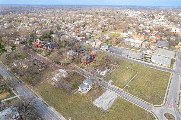 $269,900 | 528 North 8th Street, St. Joseph, MO 64501