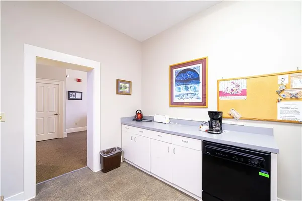 $269,900 | 528 North 8th Street, St. Joseph, MO 64501