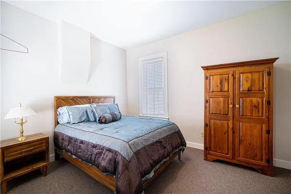 $269,900 | 528 North 8th Street, St. Joseph, MO 64501