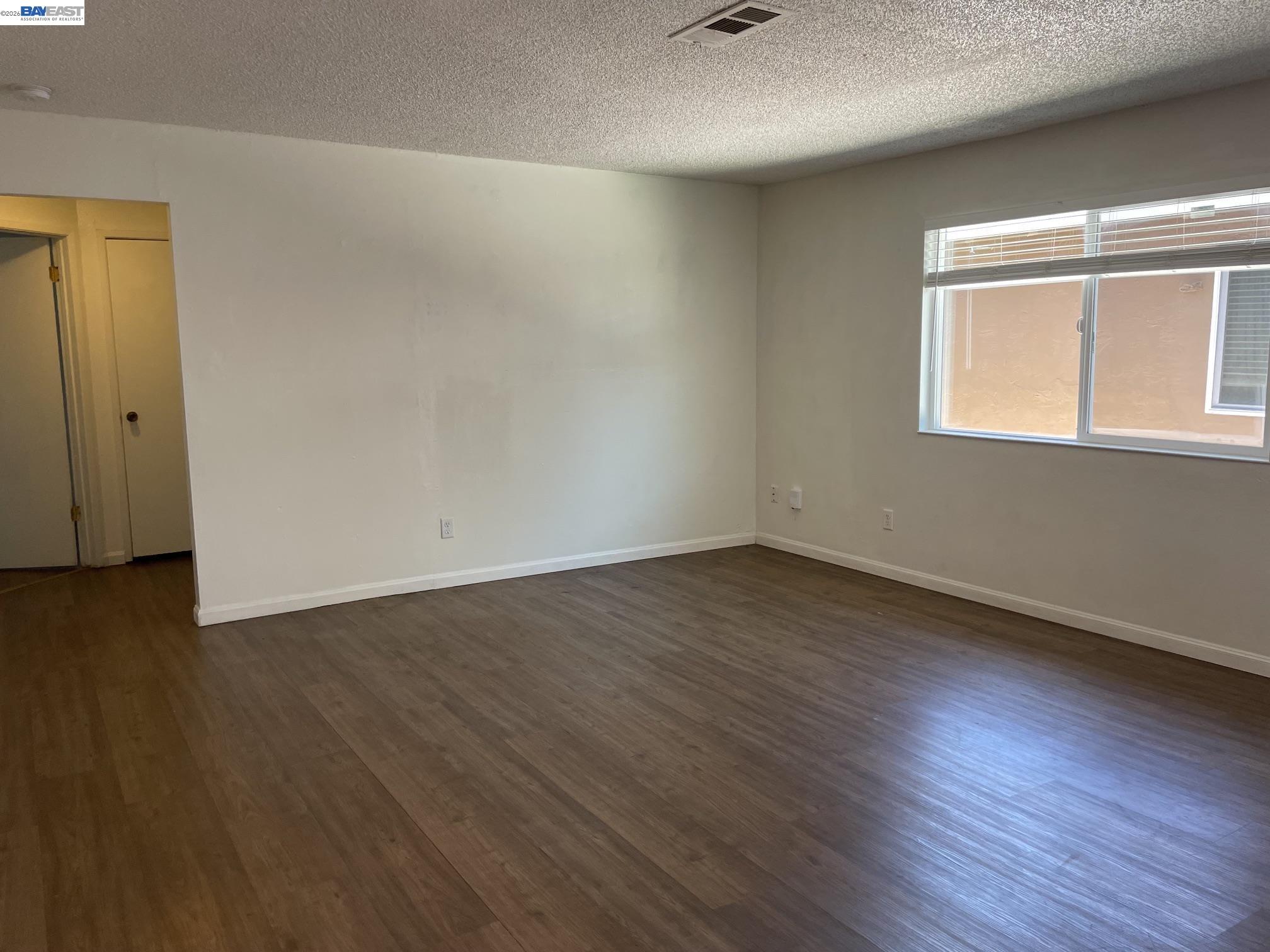 722 East Swain Road Stockton, CA 95207 - Photo 11 of 19