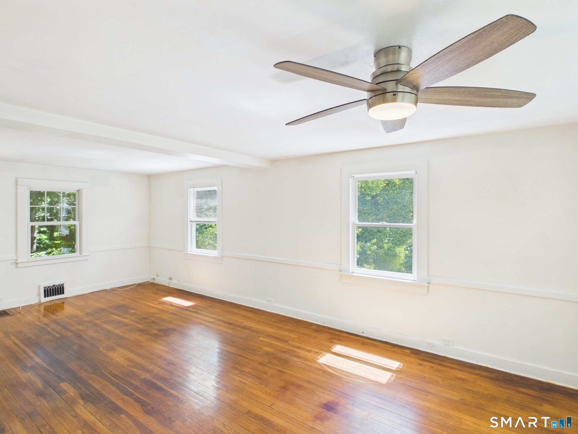 32 Liberty Street Madison, CT 06443 - Photo 12 of 30
