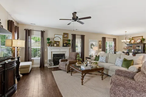 $649,000 | 167 Dayflower Drive, Hendersonville, TN 37075