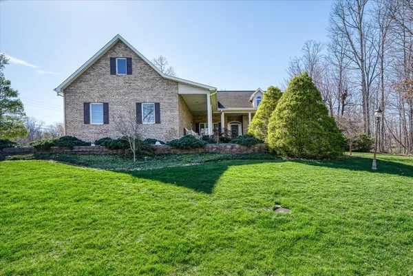$549,929 | 141 Mountain View Drive, Crossville, TN 38558
