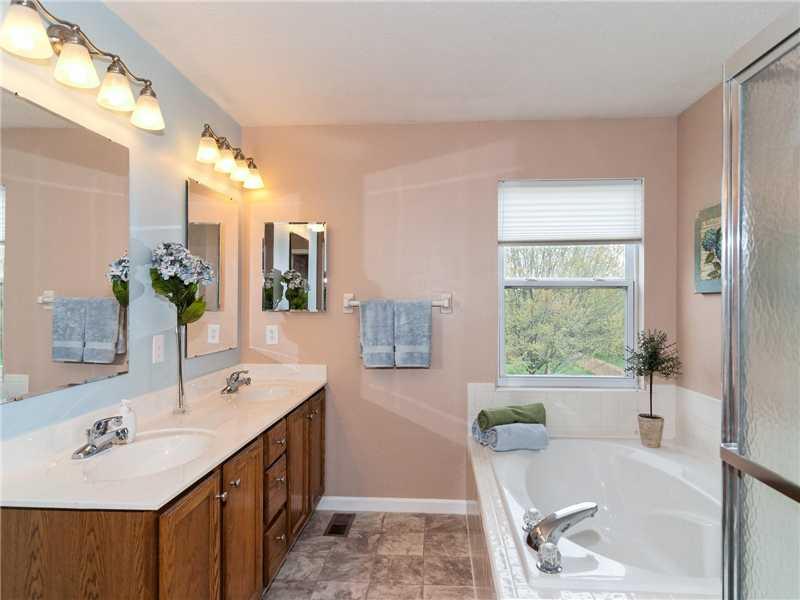 11011 Fairway Ridge Lane Fishers, IN 46037 - Photo 10 of 20 Gallery Image 10