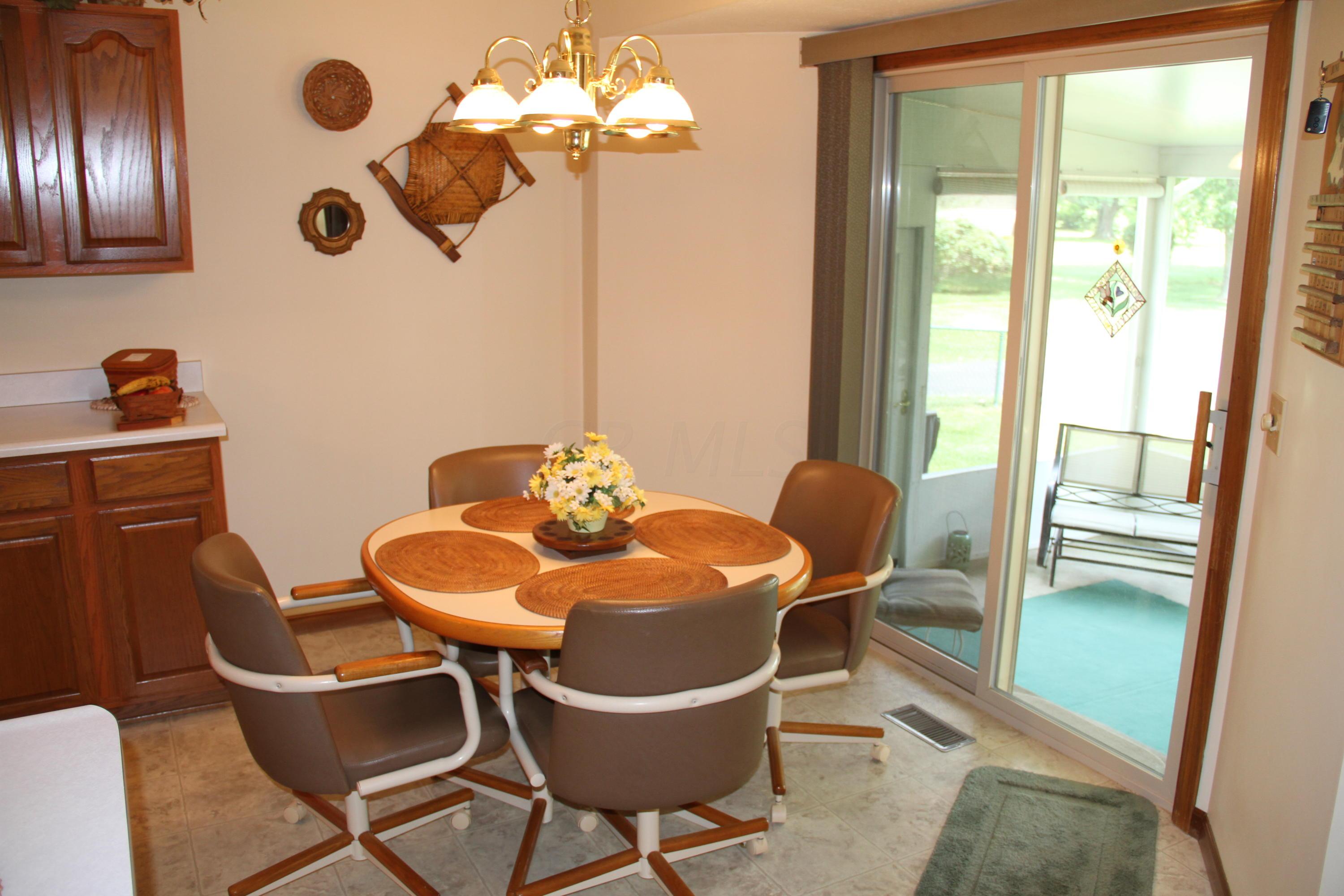4549 Watkins Road Southwest Pataskala, OH 43062 - Photo 14 of 30 Gallery Image 14