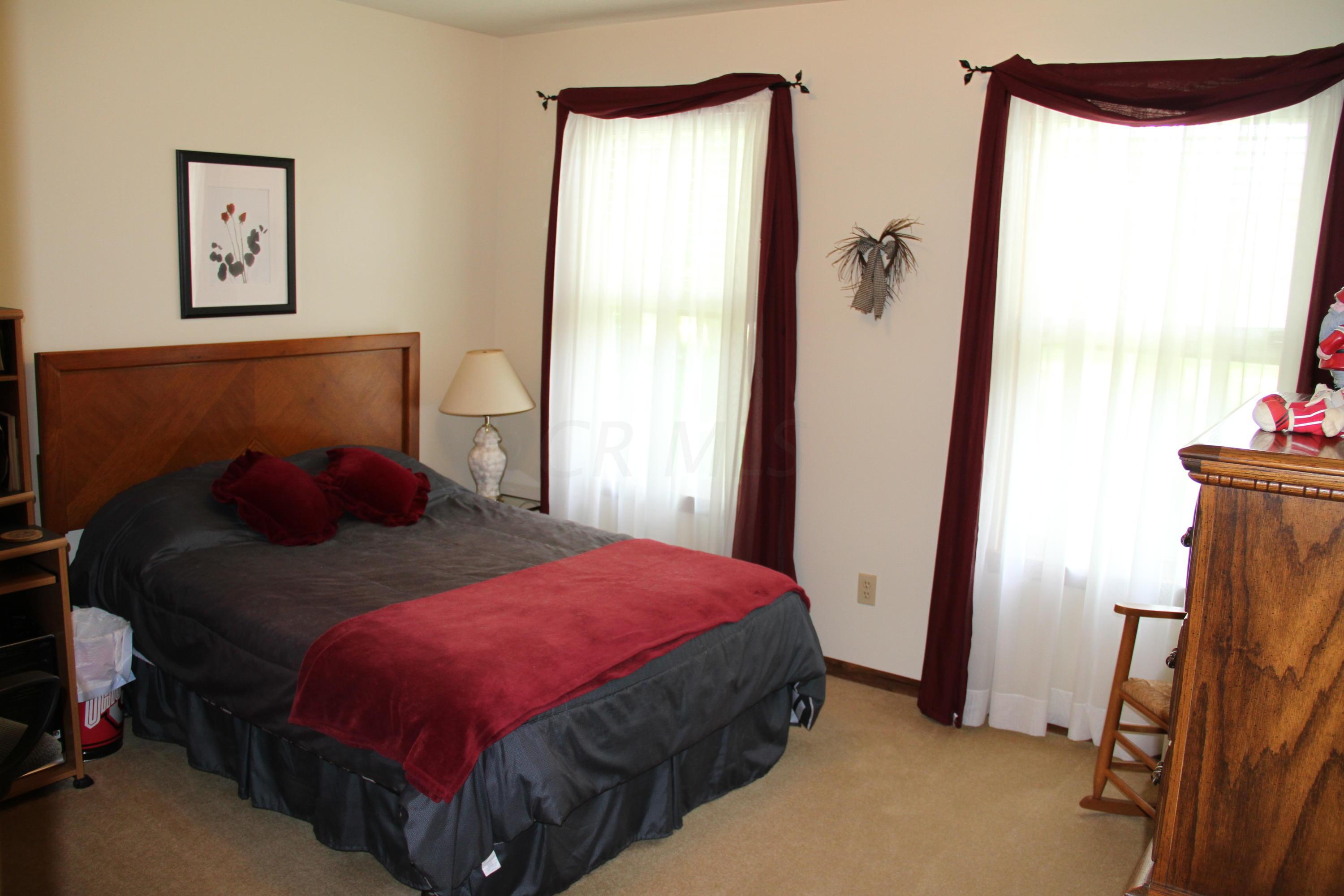 4549 Watkins Road Southwest Pataskala, OH 43062 - Photo 10 of 30 Gallery Image 10