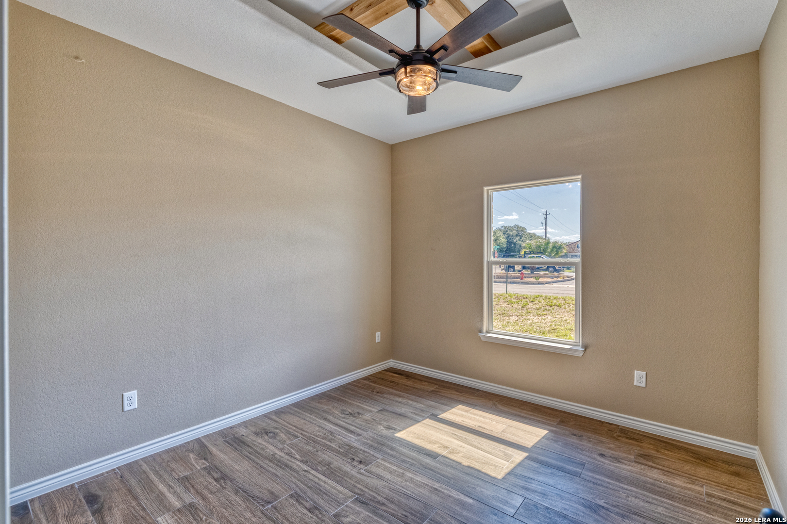 2 Hope Place Uvalde, TX 78801 - Photo 15 of 36