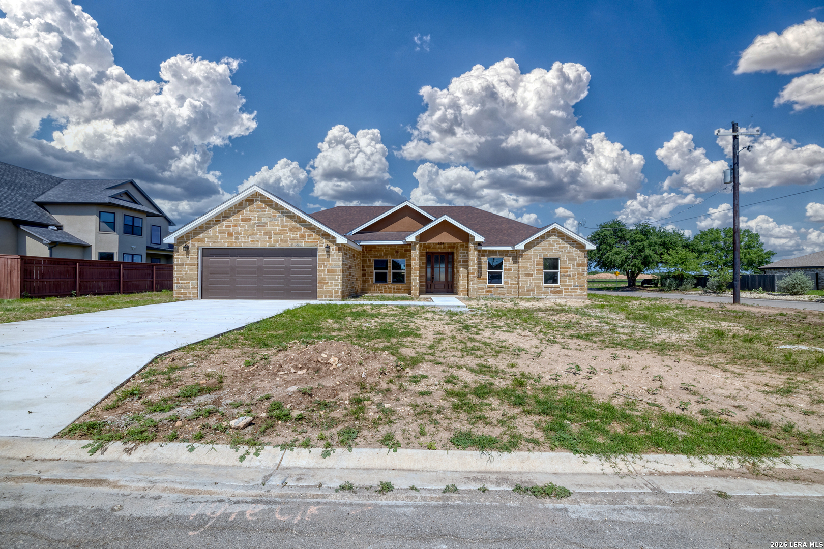 2 Hope Place Uvalde, TX 78801 - Photo 2 of 36