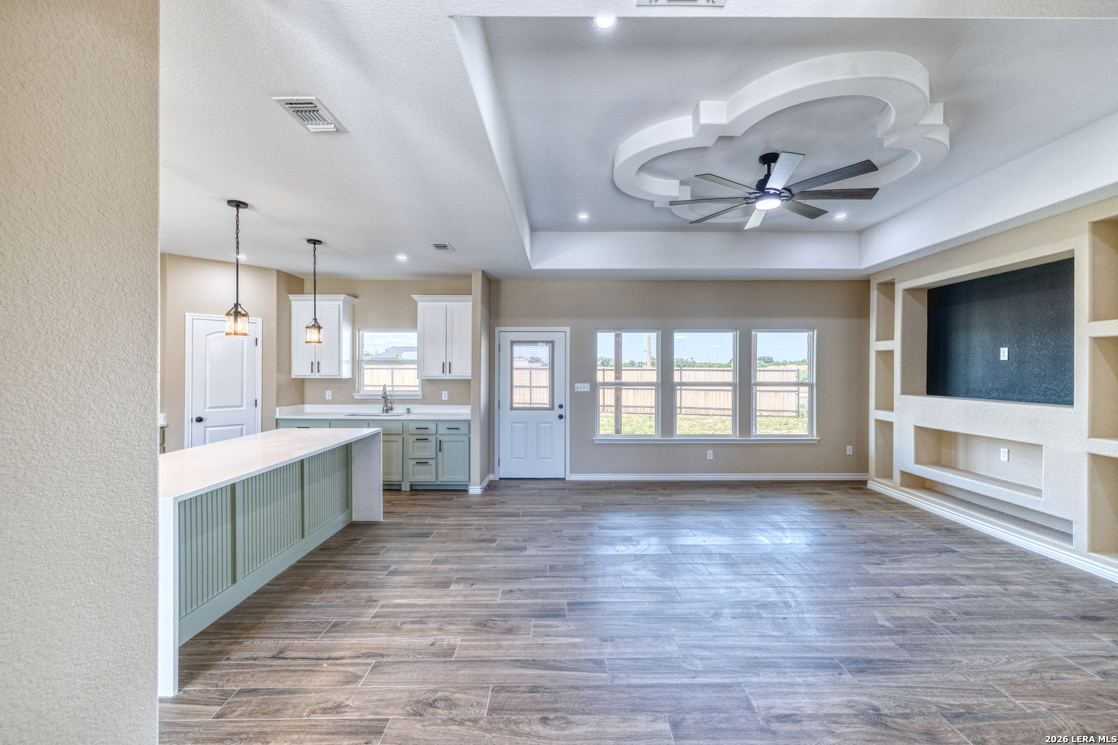 2 Hope Place Uvalde, TX 78801 - Photo 6 of 36