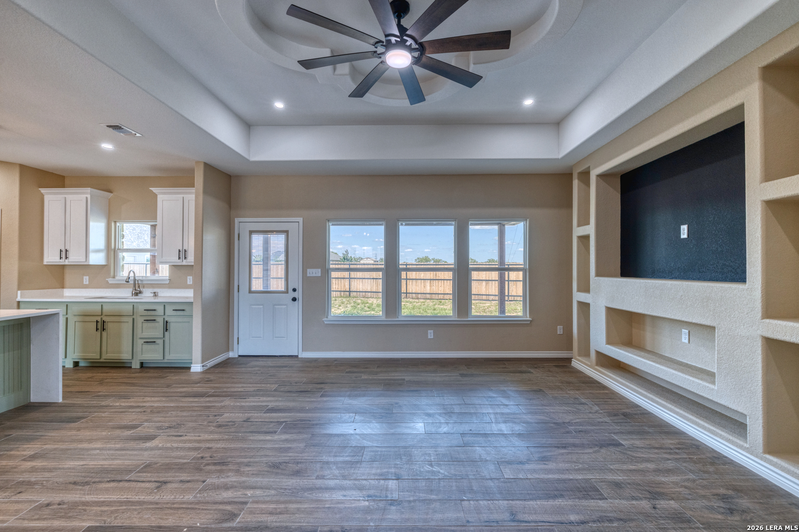 2 Hope Place Uvalde, TX 78801 - Photo 7 of 36