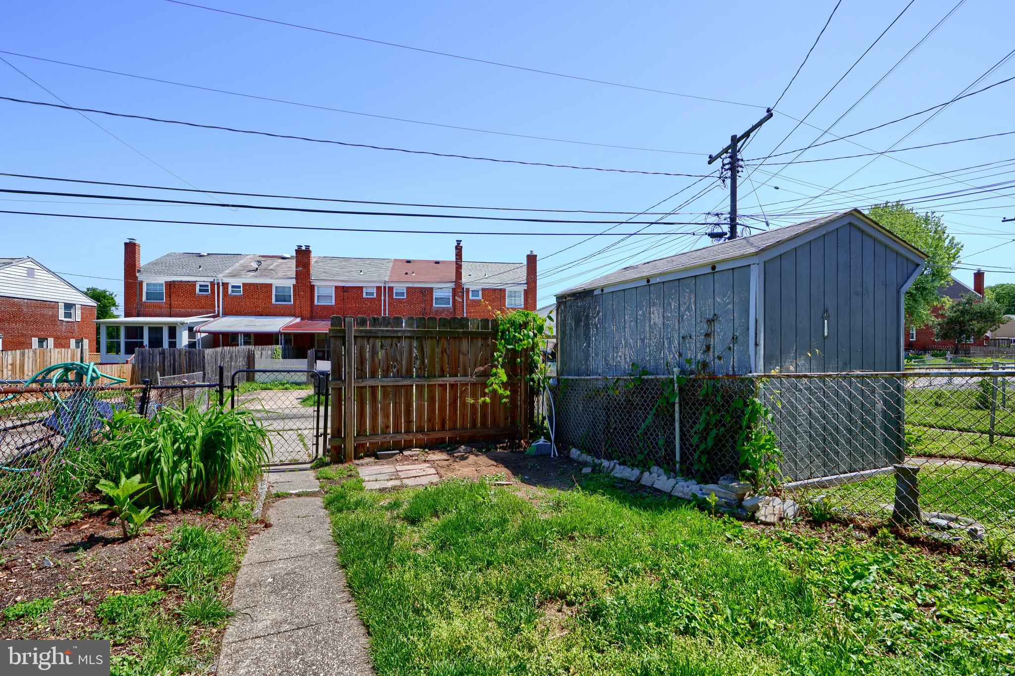 406 Torner Road Baltimore, MD 21221 - Photo 35 of 35 a view of a backyard