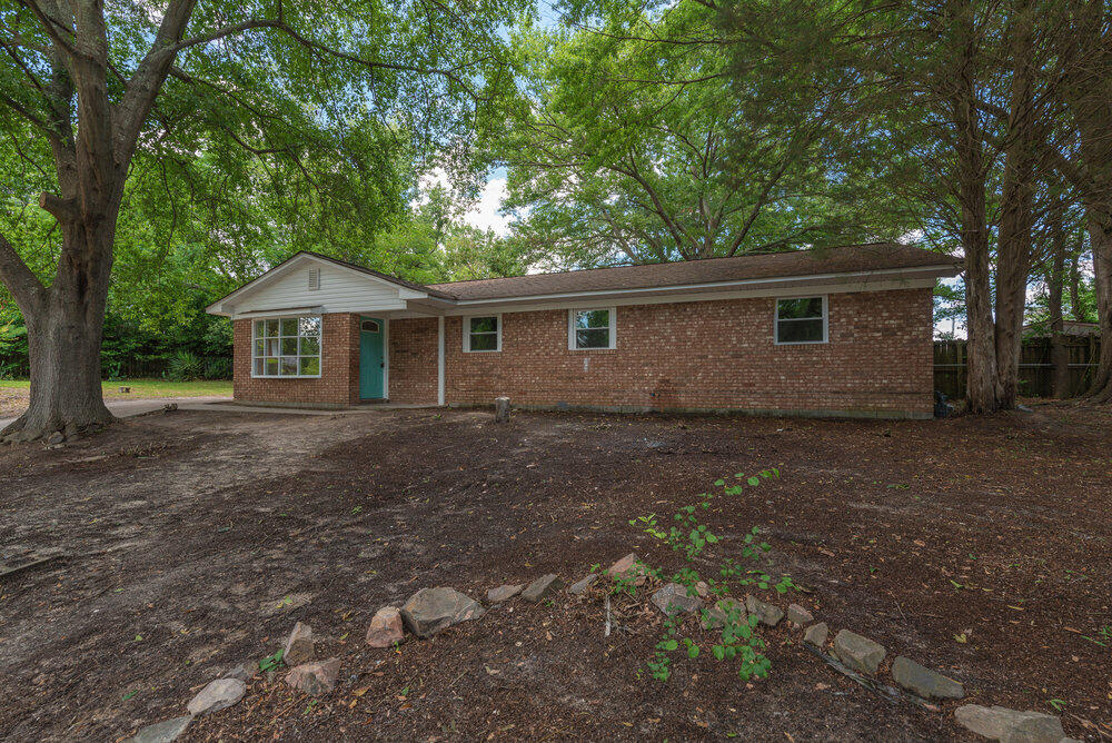 2001 Dallas Drive Augusta, GA 30906 - Photo 1 of 38 Facade