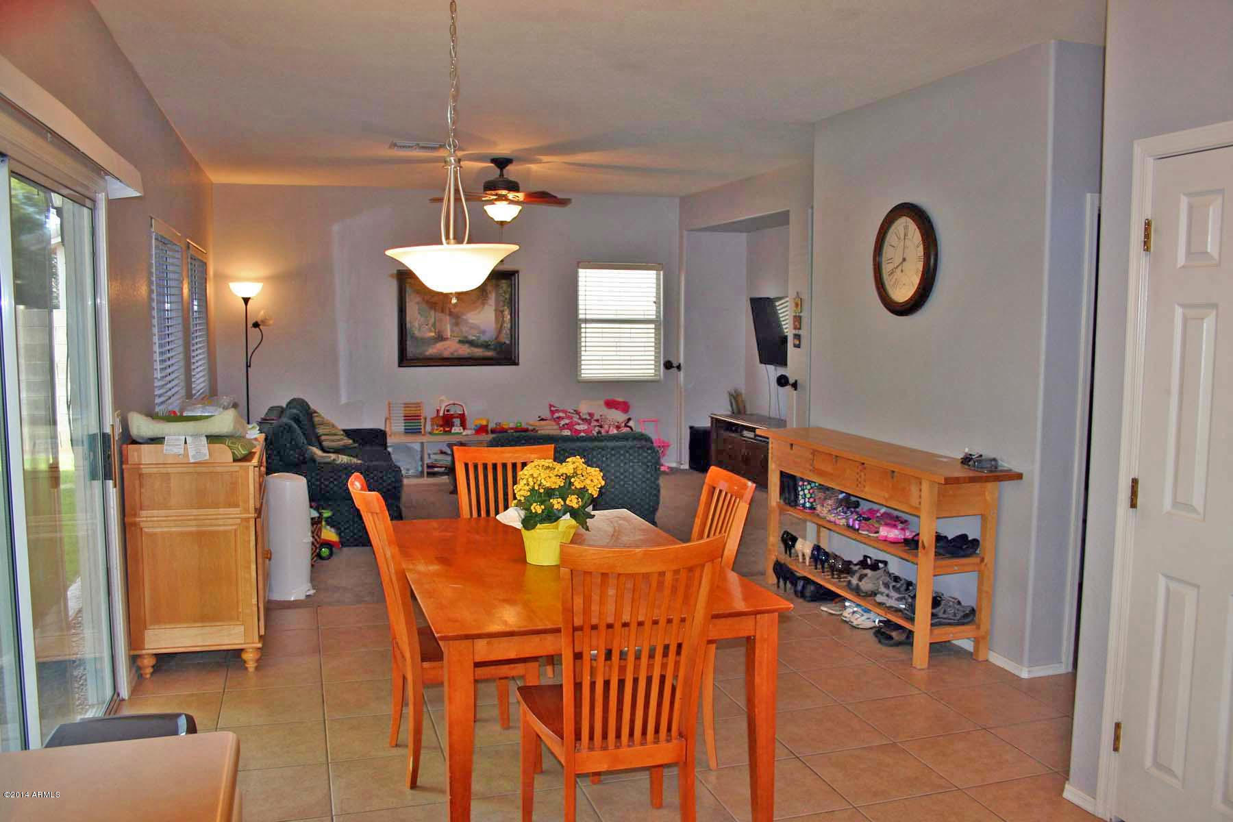 3318 South Wade Drive Gilbert, AZ 85297 - Photo 8 of 25 Kitchen Dining