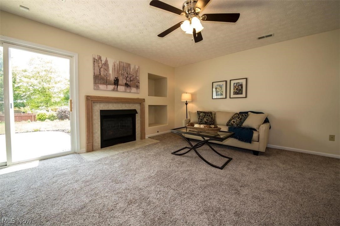 2148 Ripple Road Hilliard, OH 43026 - Photo 4 of 22 Gallery Image 4