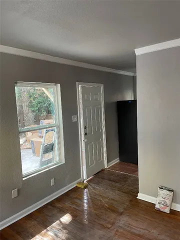 $800 | 204 East 30th Street, Unit 201, Austin, TX 78705