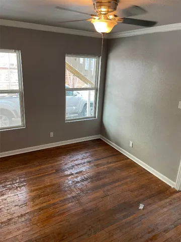 $800 | 204 East 30th Street, Unit 201, Austin, TX 78705