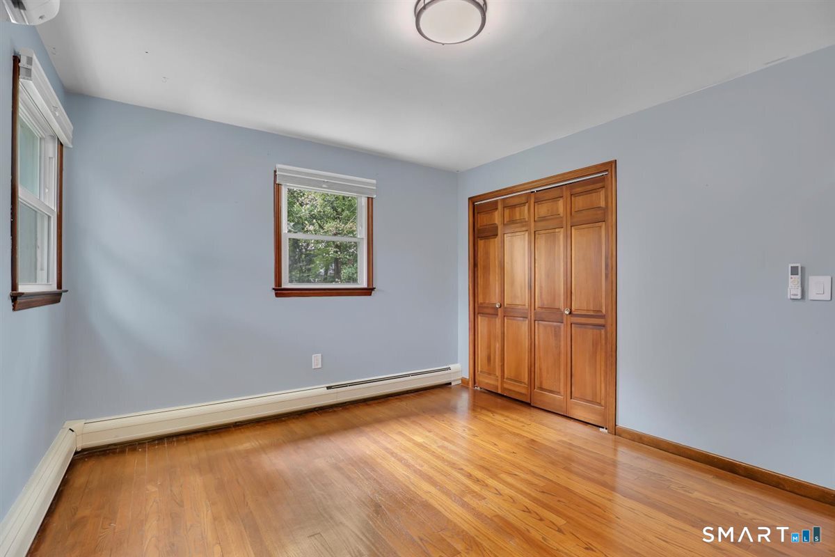 186 Alps Road Branford, CT 06405 - Photo 17 of 35 Gallery Image 17