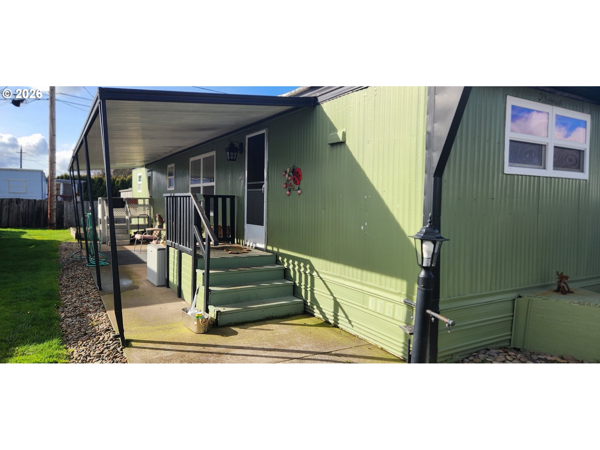 501 Division Avenue, Unit 11 Eugene, OR 97404 - Photo 2 of 9