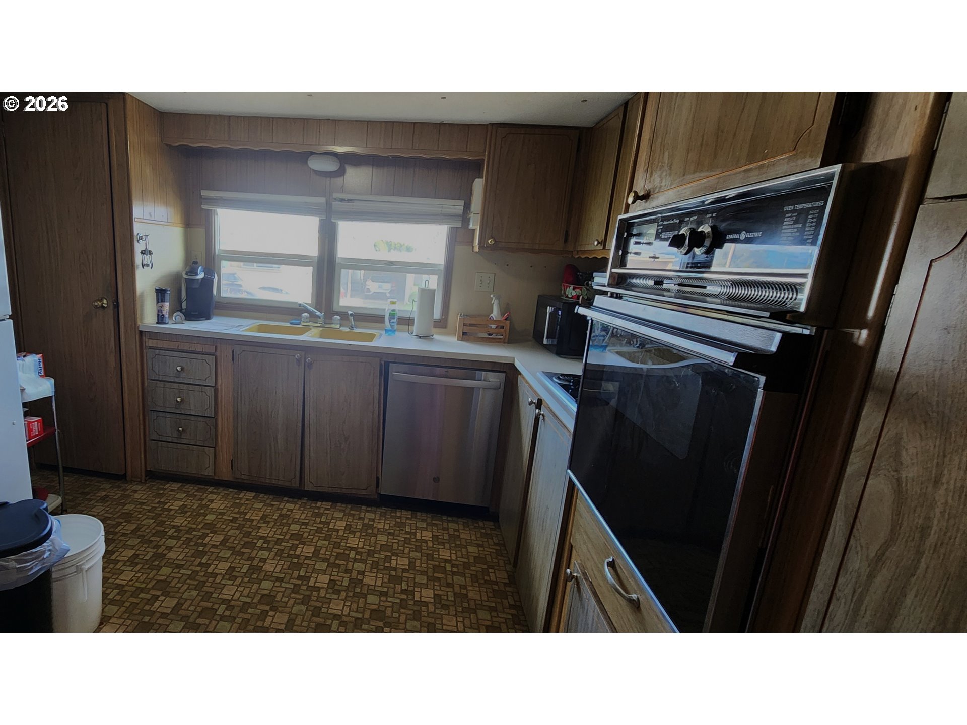 501 Division Avenue, Unit 11 Eugene, OR 97404 - Photo 6 of 9