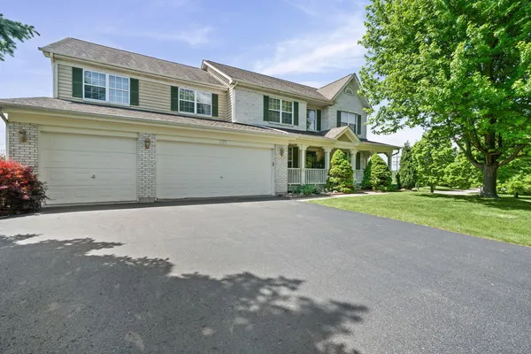 $529,900 | 529 Nunda Trail, Crystal Lake, IL 60012