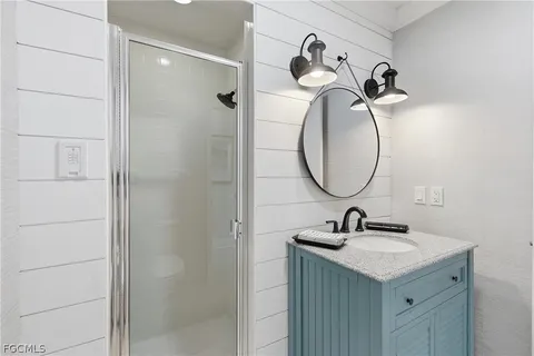 $1,695,000 | 4870 West W Boulevard, Unit 21, Naples, FL 34103
