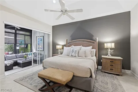 $1,695,000 | 4870 West W Boulevard, Unit 21, Naples, FL 34103