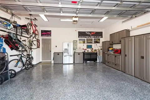 $1,695,000 | 4870 West W Boulevard, Unit 21, Naples, FL 34103