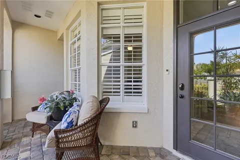 $1,695,000 | 4870 West W Boulevard, Unit 21, Naples, FL 34103