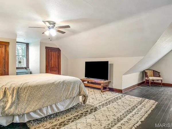 $340,000 | 1924 High Street, Chester, IL 62233