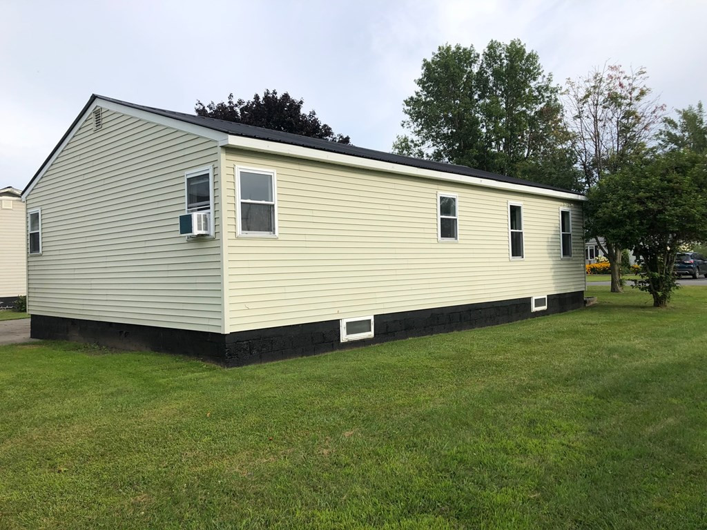 32 Clinton Street Rouses Point, NY 12979 - Photo 16 of 16 Gallery Image 16