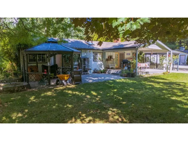 $550,000 | 1121 Yeust Road, Azalea, OR 97410