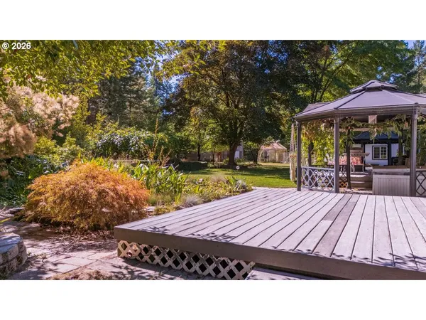 $550,000 | 1121 Yeust Road, Azalea, OR 97410
